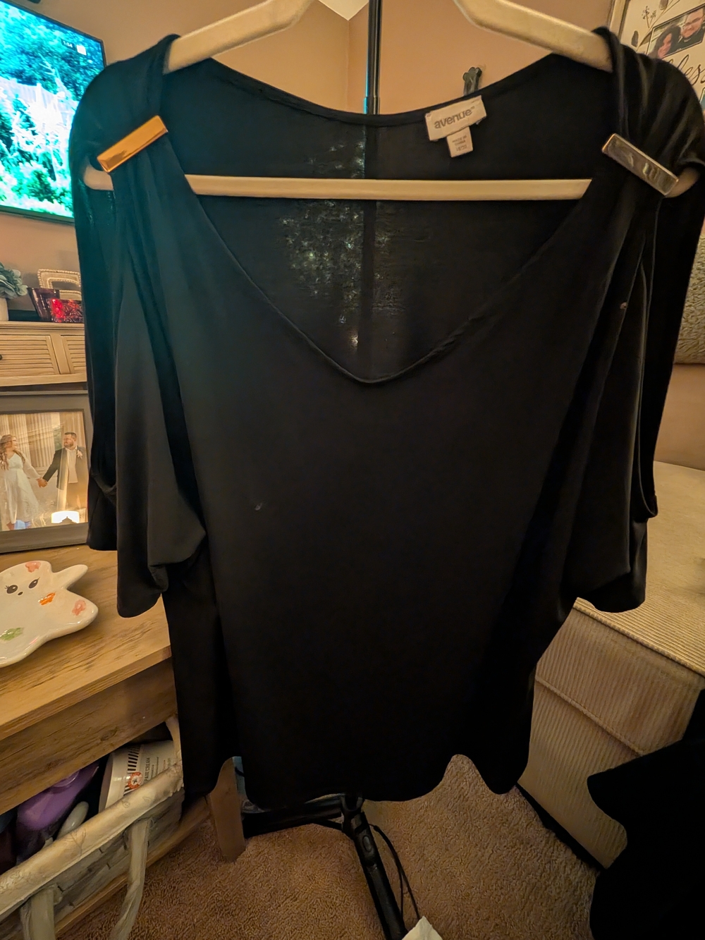 Avenue Black Tunic Size 18/20
